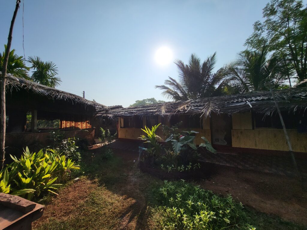mandavi home stay