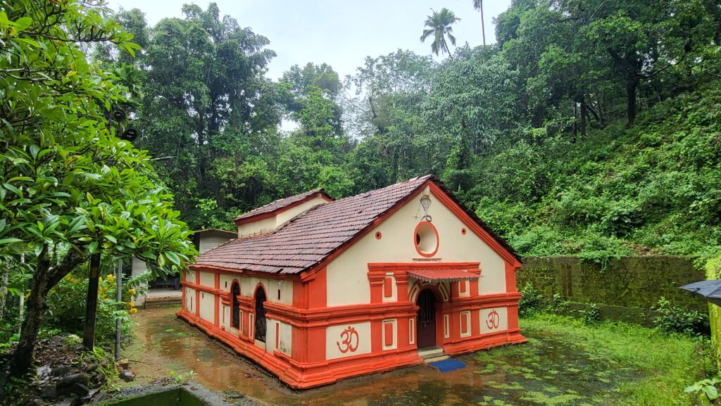 कमळेश्वर मंदिर, ढवळी