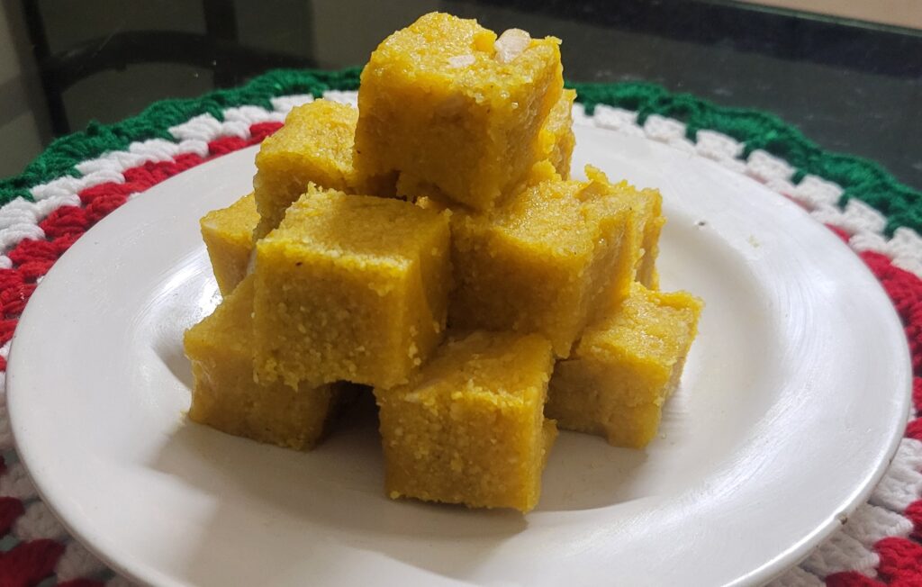 Mango Dhondas slices