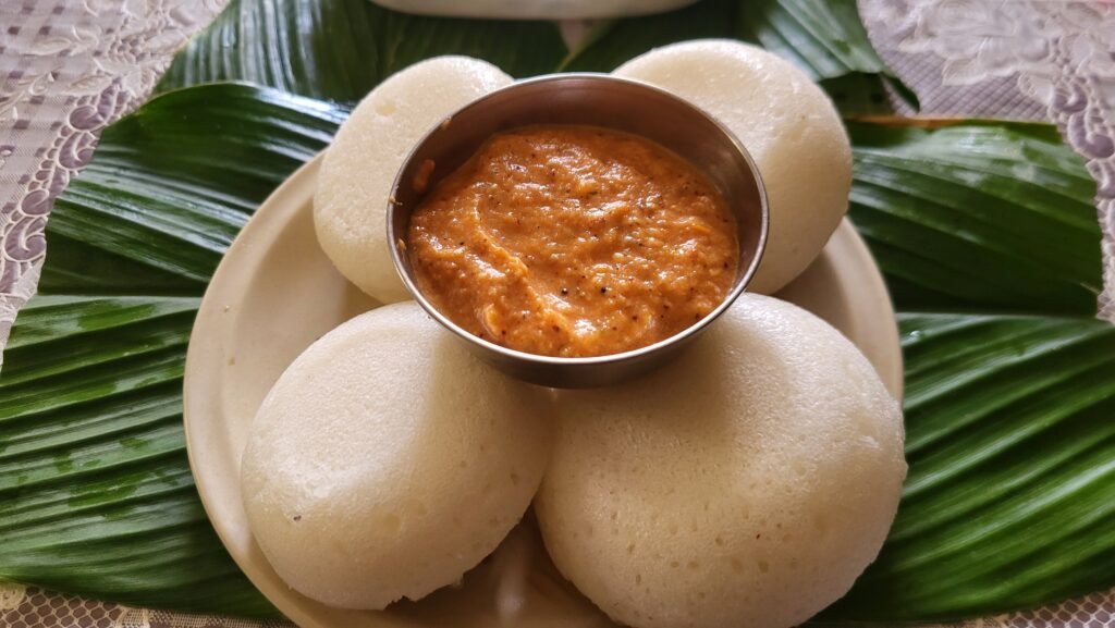 Goan Sannas and chutney