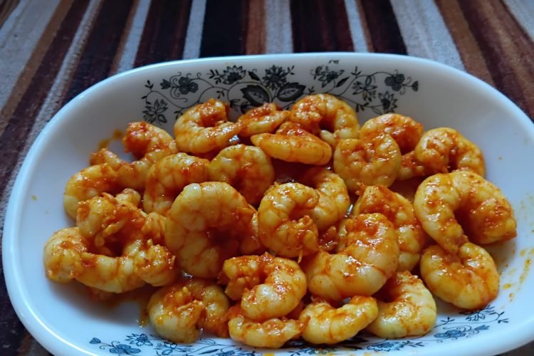 cooked prawns